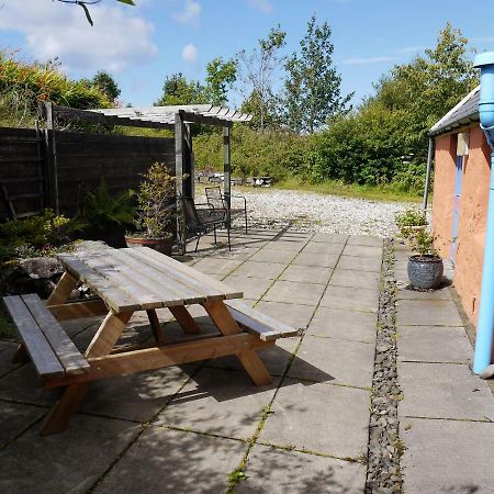 Blossom Cottage Lonmore Экстерьер фото